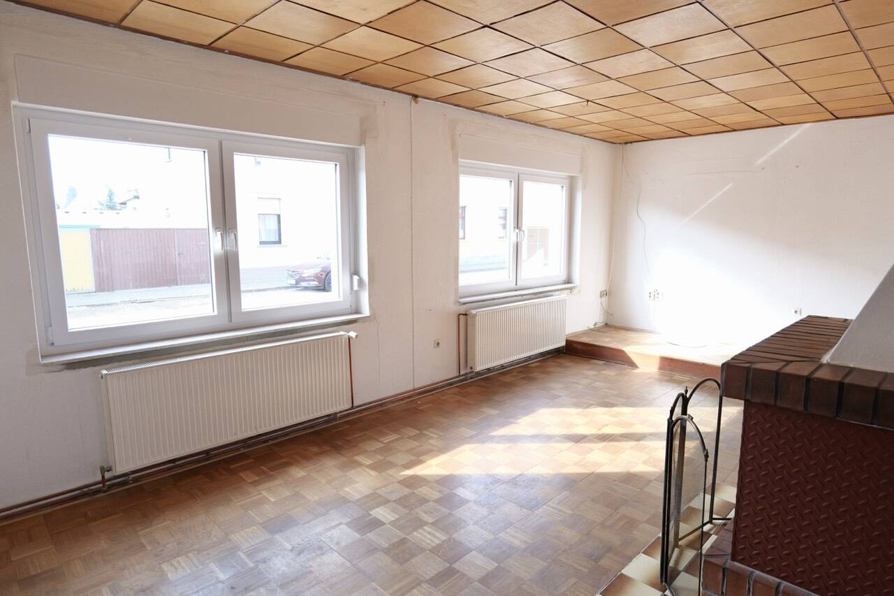 Charmantes Reihenhaus in Oranienbaum | Mit Kamin, Terrasse und Garage, 6785 Oranienbaum-Wörlitz