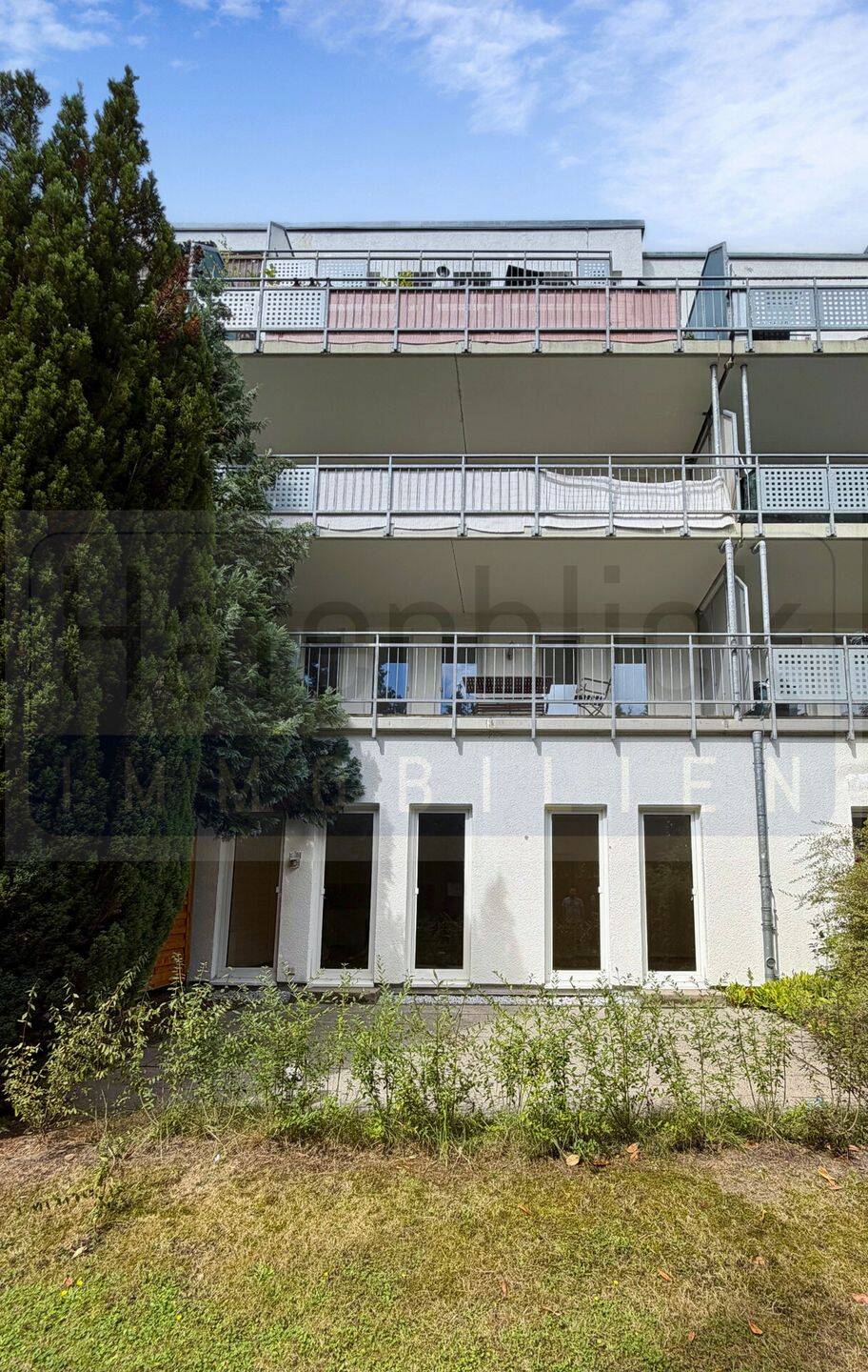 Lichtdurchflutete 2-Zimmer-Terrassenwohnung mit Tiefgaragenstellplatz-frei verfügbar, 22045 Hamburg (Wandsbek Jenfeld Tonndorf)