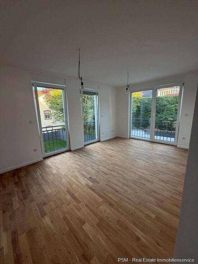 10332 – Helles Modernes sanierte DHH mit Anbau und Garten  in Mühlheim, 63165 Mühlheim am Main