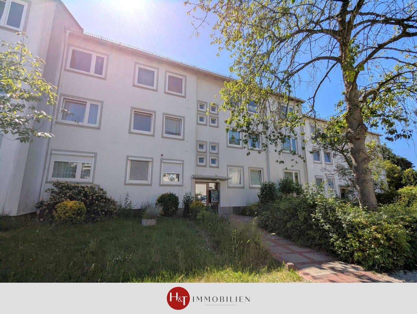 Mit Garage in Huchting: Helle 3-Zimmer-Wohnung, 28259 Bremen (Grolland Kirchhuchting Mittelshuchting Sodenmatt)