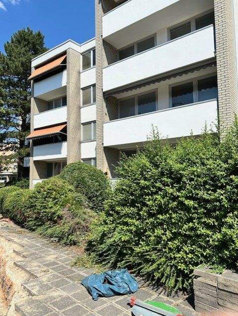 Freie 3-Zimmer-Wohnung mit neuen Fenstern in Nürnberg-Laufamholz – sofort bezugsbereit, 90482 Nürnberg (Freiland Laufamholz Mögeldorf Rehhof Unterbürg)