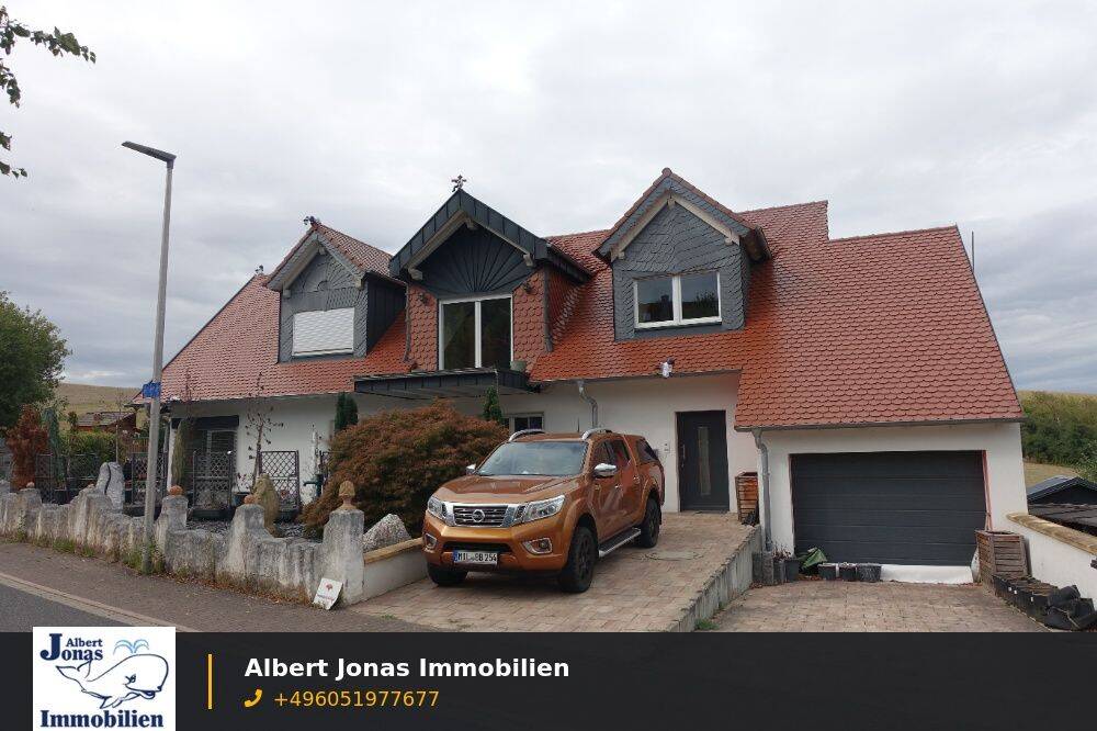 Mömlingen: attraktives, neuwertiges Einfamilienhaus mit Schwimmteich, Garage….am direkten Ortsrand, 63853 Mömlingen