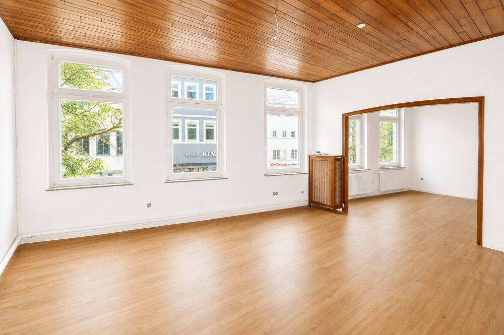 ALTBAUCHARME IM HERZEN VON OLDENBURG – Renovierte Wohnung sucht wertschätzende Bewohner!, 26122 Oldenburg (Oldb) (Eversten Innenstadt Wechloy)