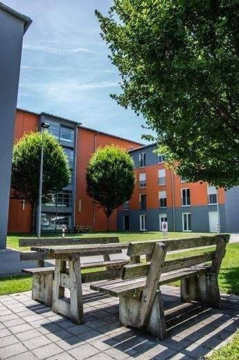 Tolles 2-Zimmer-Apartment mit Balkon und Küche für Studenten in der Nähe der THD, 94469 Deggendorf