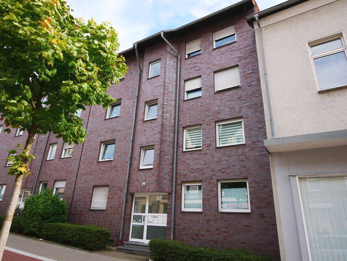 Gepflegte & gemütliche 1,5 Raum-Dachgeschosswohnung mit Balkon in Gelsenkirchen-Buer zu vermieten, 45897 Gelsenkirchen (Beckhausen Buer Horst)