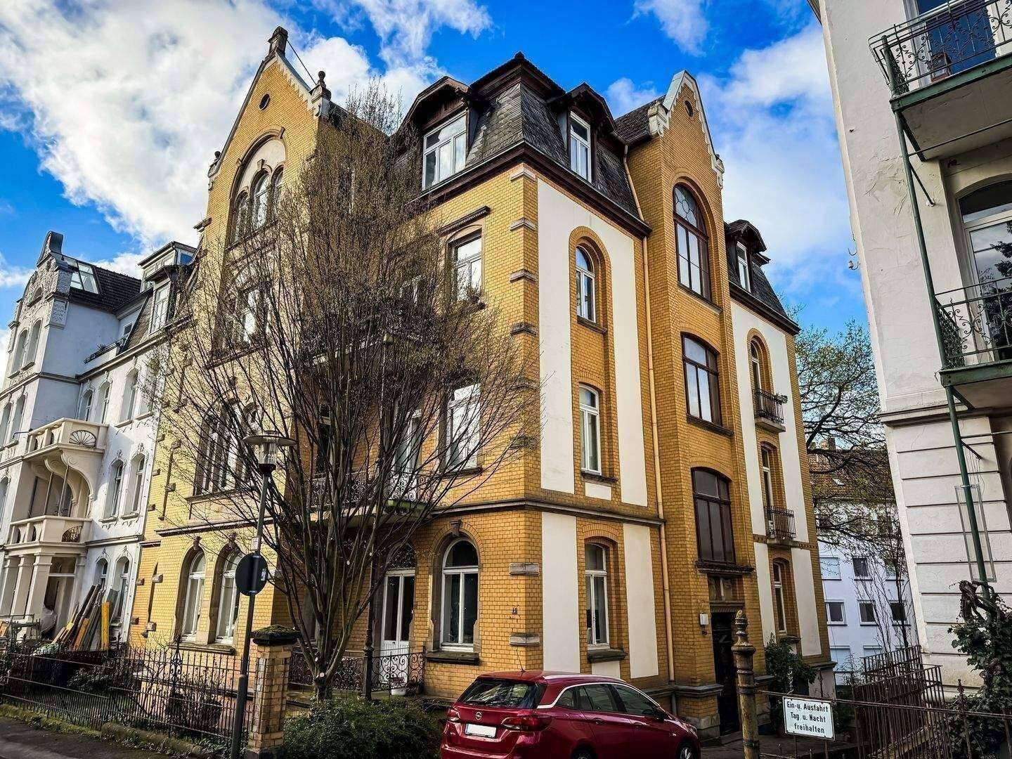 Einzigartige Dachgeschosswohnung im schönen Stadtteil Vorderer Westen – 138 m² Nutzfläche, 34119 Kassel (Mitte West)