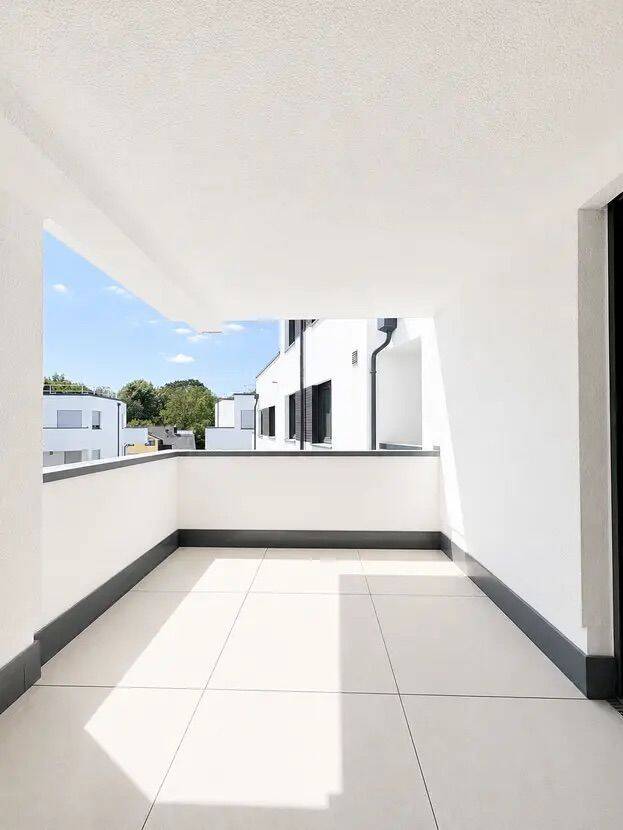 Erstbezug | Exklusive 4-Zimmer + 2 Bäder-Neubauwohnung mit Süd-West-Balkon & TG, 61231 Bad Nauheim