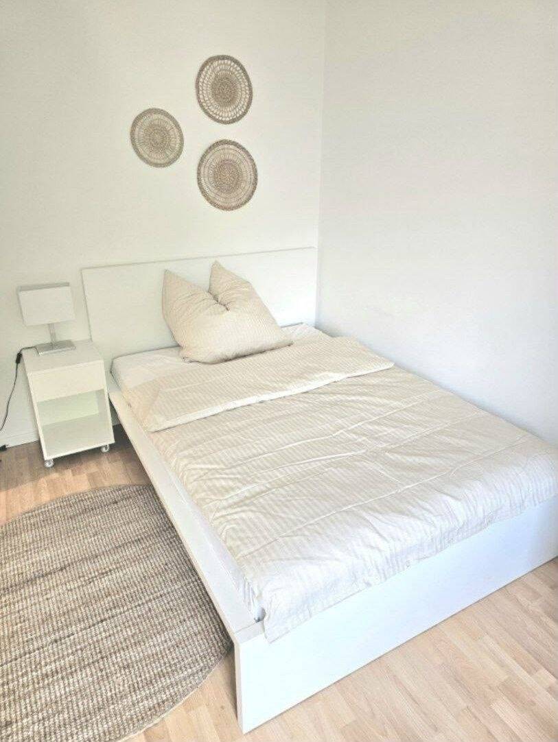 Möbliertes, großes WG-Zimmer in Damen – 3er-WG, 90408 Nürnberg (Großreuth h. d. Veste Gärten h. d. Veste Maxfeld Nordbahnhof Sankt Johannis)