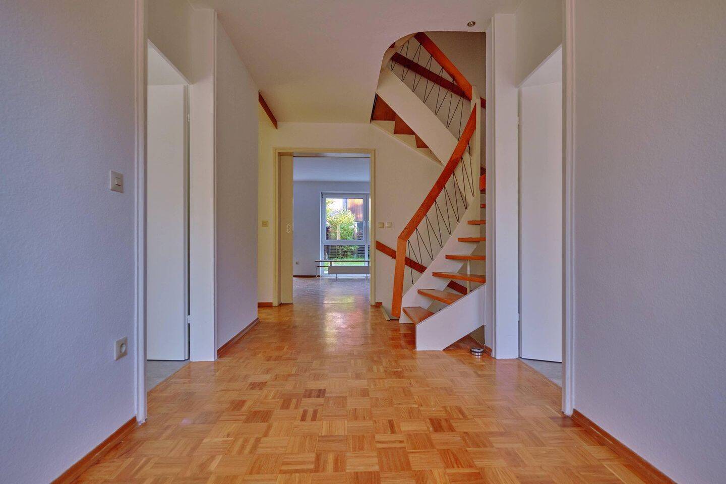 Reihenmittelhaus München-Pasing, 81241 München (Aubing-Lochhausen-Langwied Pasing-Obermenzing)