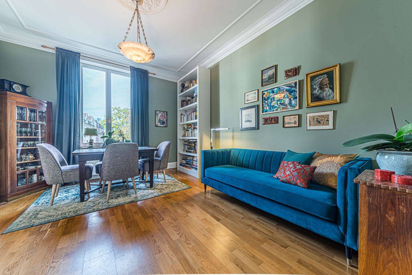 Exklusive 2-Zimmer-Altbauwohnung mit Balkon in Sachsenhausen, 60596 Frankfurt am Main (Sachsenhausen)