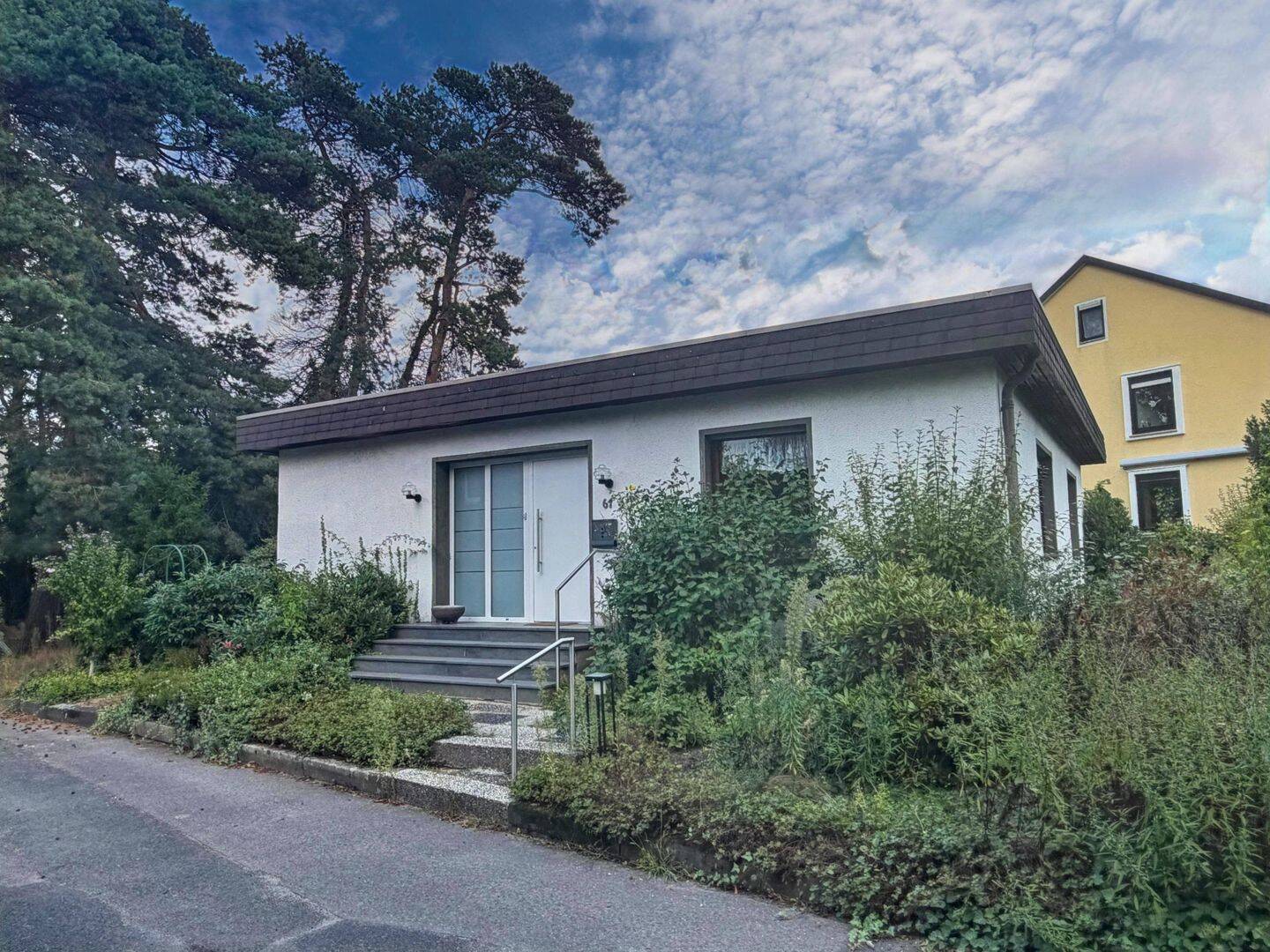 Bungalow mit Entwicklungspotential in guter Lage von Bielefeld-Senne, 33659 Bielefeld (Senne)