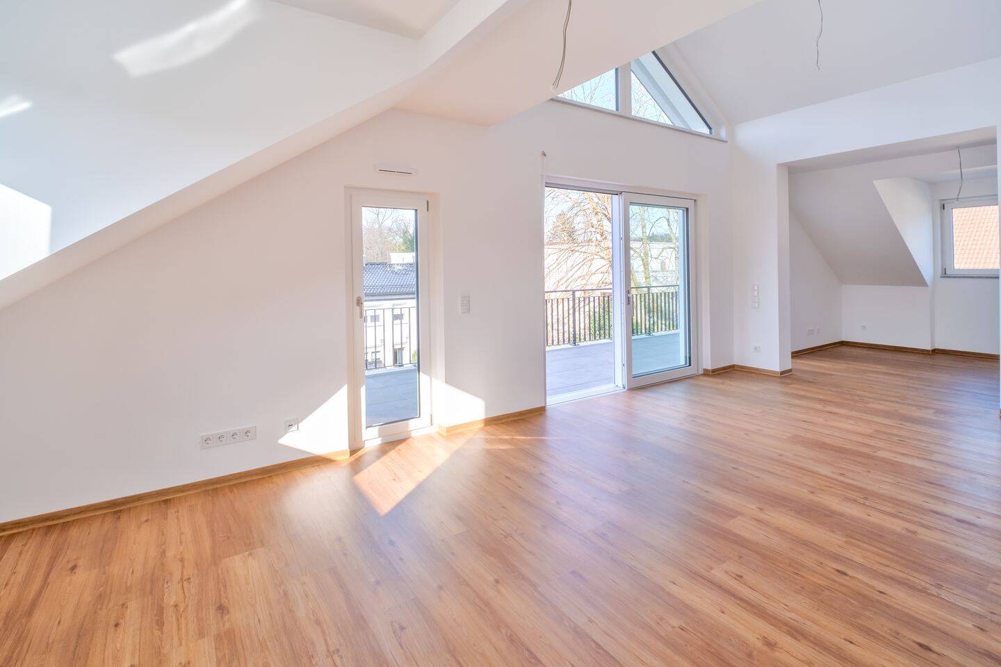 TOP-360° Besichtigung ***Villa Rosenhöhe*** Erstbezug mit Penthouse-Feeling, 63069 Offenbach am Main (Lauterborn Offenbach am Main Rosenhöhe)