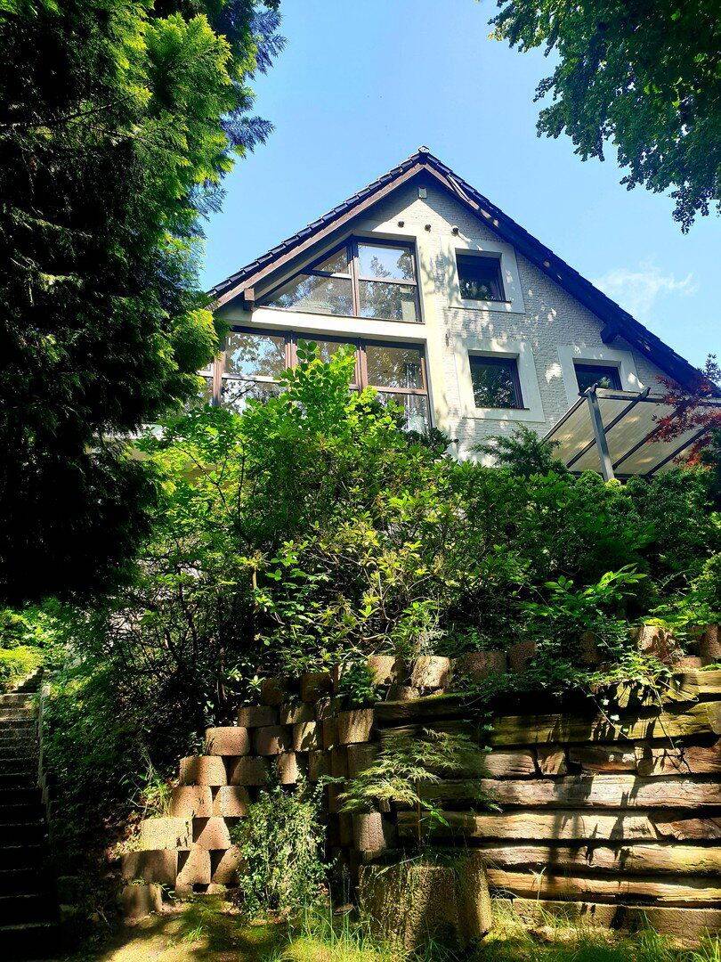 Charmante DG-Wohnung im Grünen, 21075 Hamburg (Harburg Eißendorf Hausbruch Heimfeld)