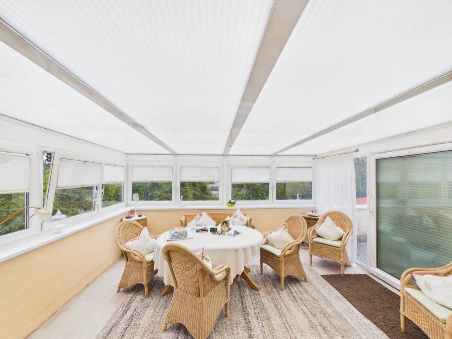 Zur Vermietung: Großzügiges Wohnen auf 119 m² – mit Wintergarten & Terrasse!, 66130 Saarbrücken