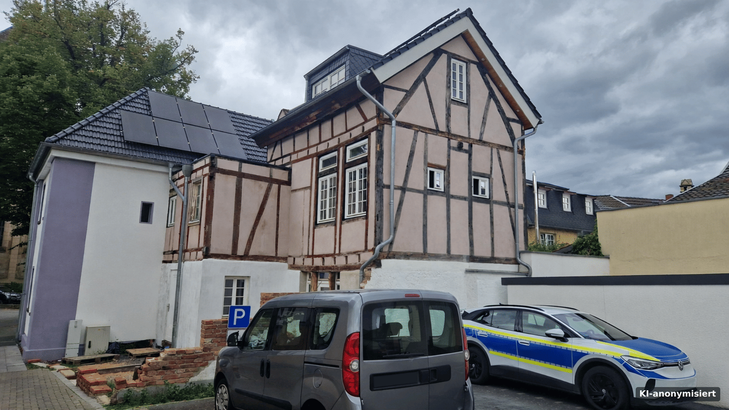 Eine Wohnung – gefühlt ein Haus! Saniertes Zuhause mit Terrasse und Energieeffizienz, 53424 Remagen