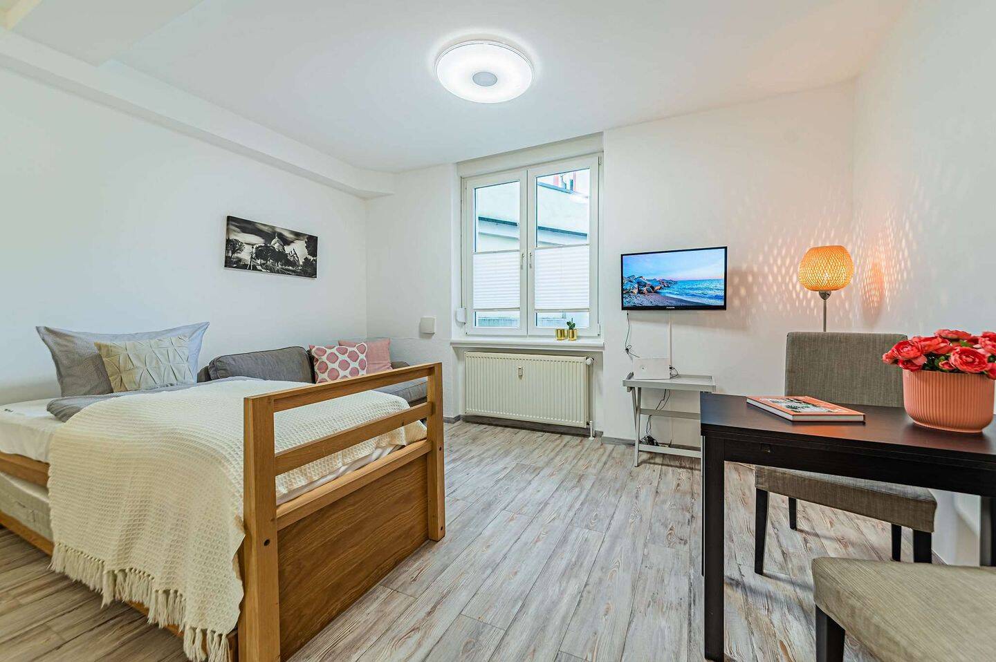 Schön möbliertes und modernes Apartment im Nordend, 60389 Frankfurt am Main (Bergen-Enkheim Bornheim Nordend-Ost Nordend-West Seckbach)