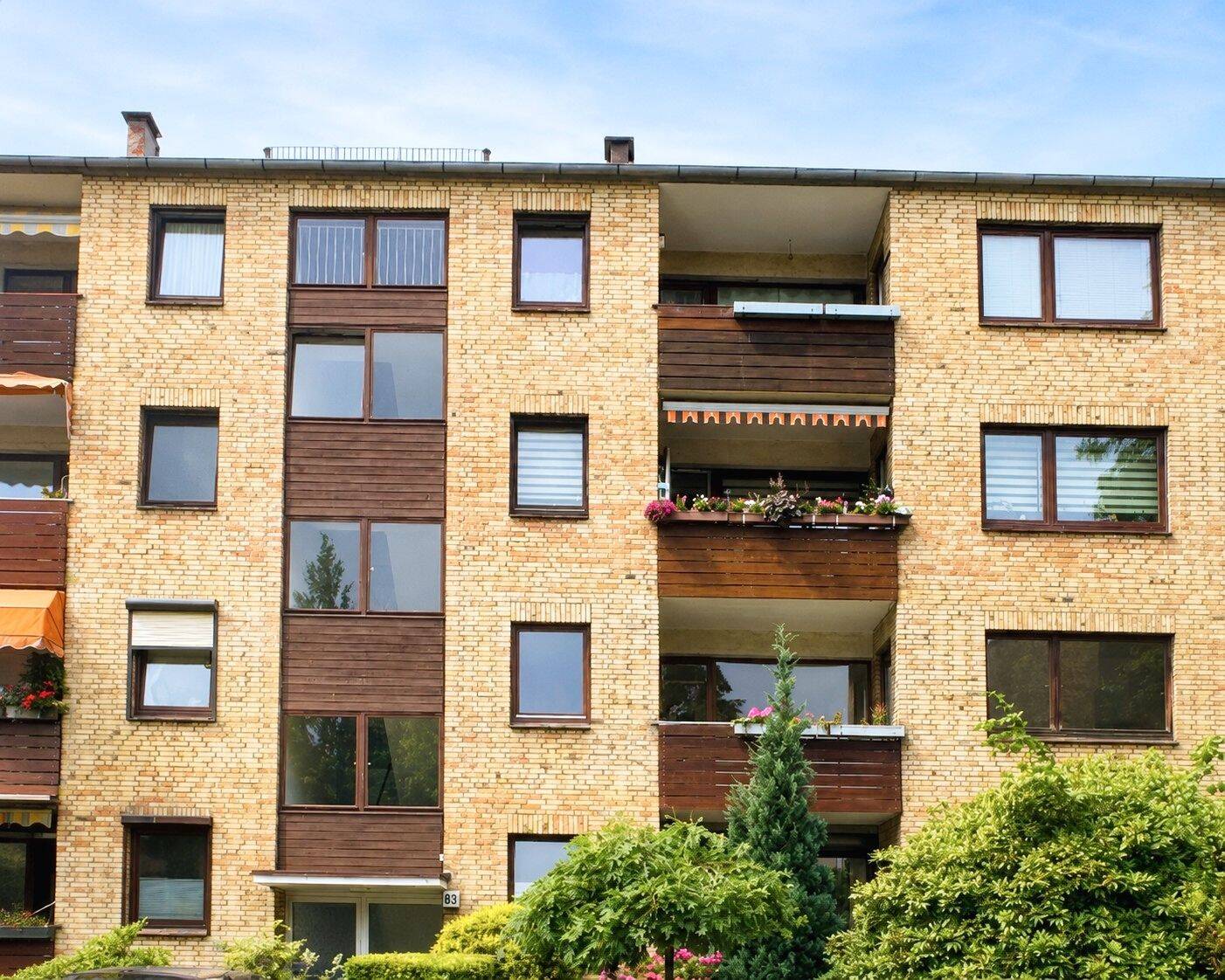 Helle 3-Zimmer-Eigentumswohnung mit großzügiger Essdiele und sonniger West-Loggia, 22880 Wedel