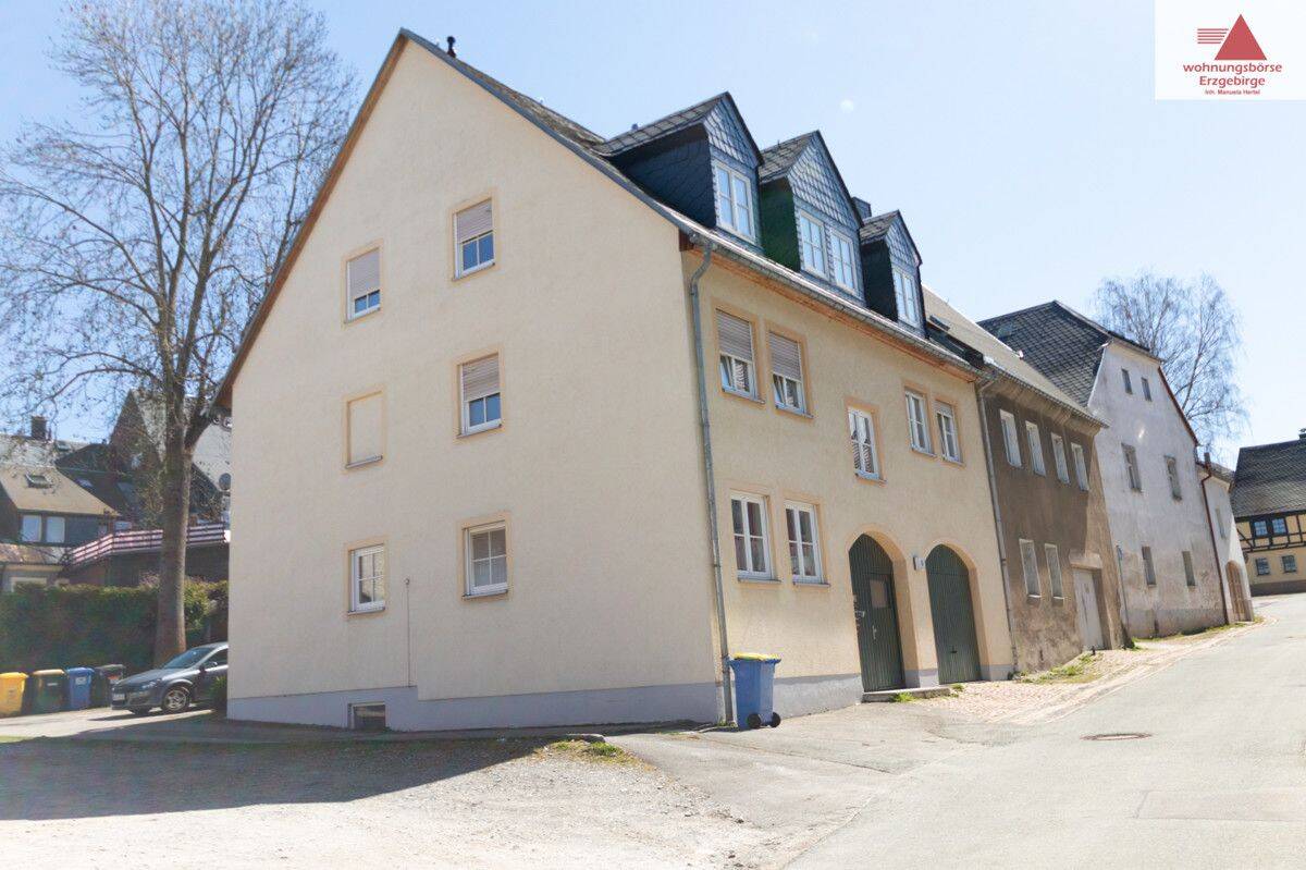 Moderne Wohnung mit Einbauküche im Zentrum von Schlettau!, 9487 Schlettau