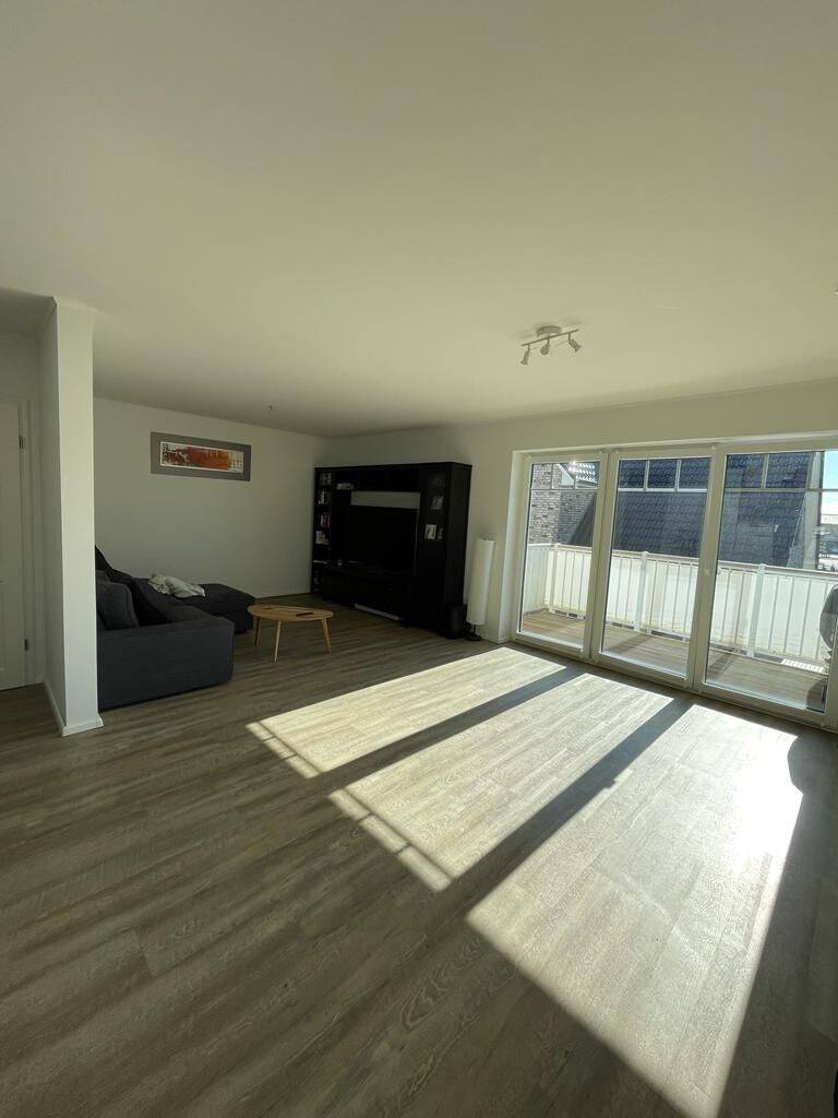 Ruhige, helle und moderne Neubauwohnung, 25813 Husum