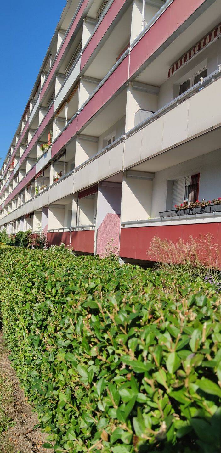 3 Zimmer Wohnung mit Balkon und Fahrstuhl, 6122 Halle (Saale) (Nietleben Nördliche Neustadt Saaleaue)
