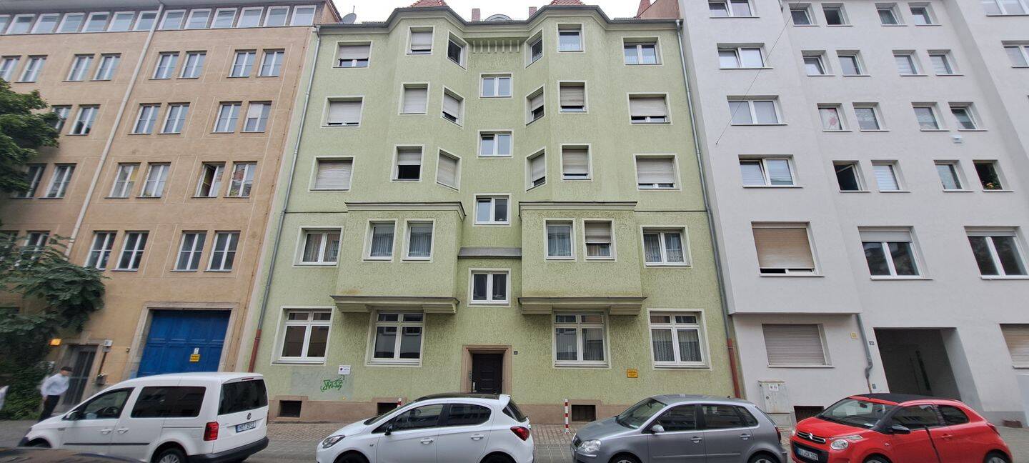 Großzügige 3-Zimmer-Wohnung im 4. Obergeschoss in 90459 Nürnberg, 90459 Nürnberg