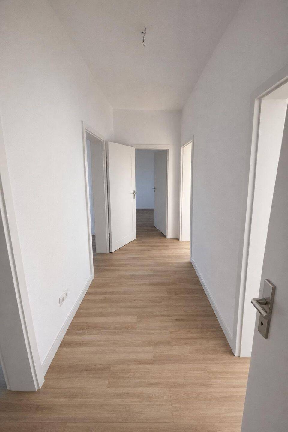 Helle 3 Raumwohnung in Domnähe mit Garten tageslichtbad, 6217 Merseburg
