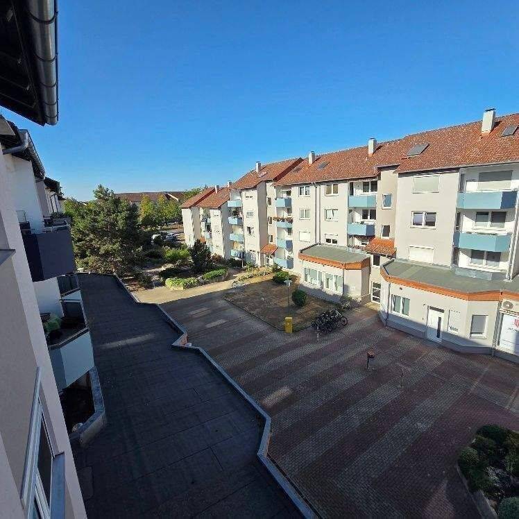 **Schöne große Vierraumwohnung mit Balkon in Ruhiglage, KAUFEN statt mieten!!***, 67069 Ludwigshafen am Rhein (Edigheim Oppau Pfingstweide)