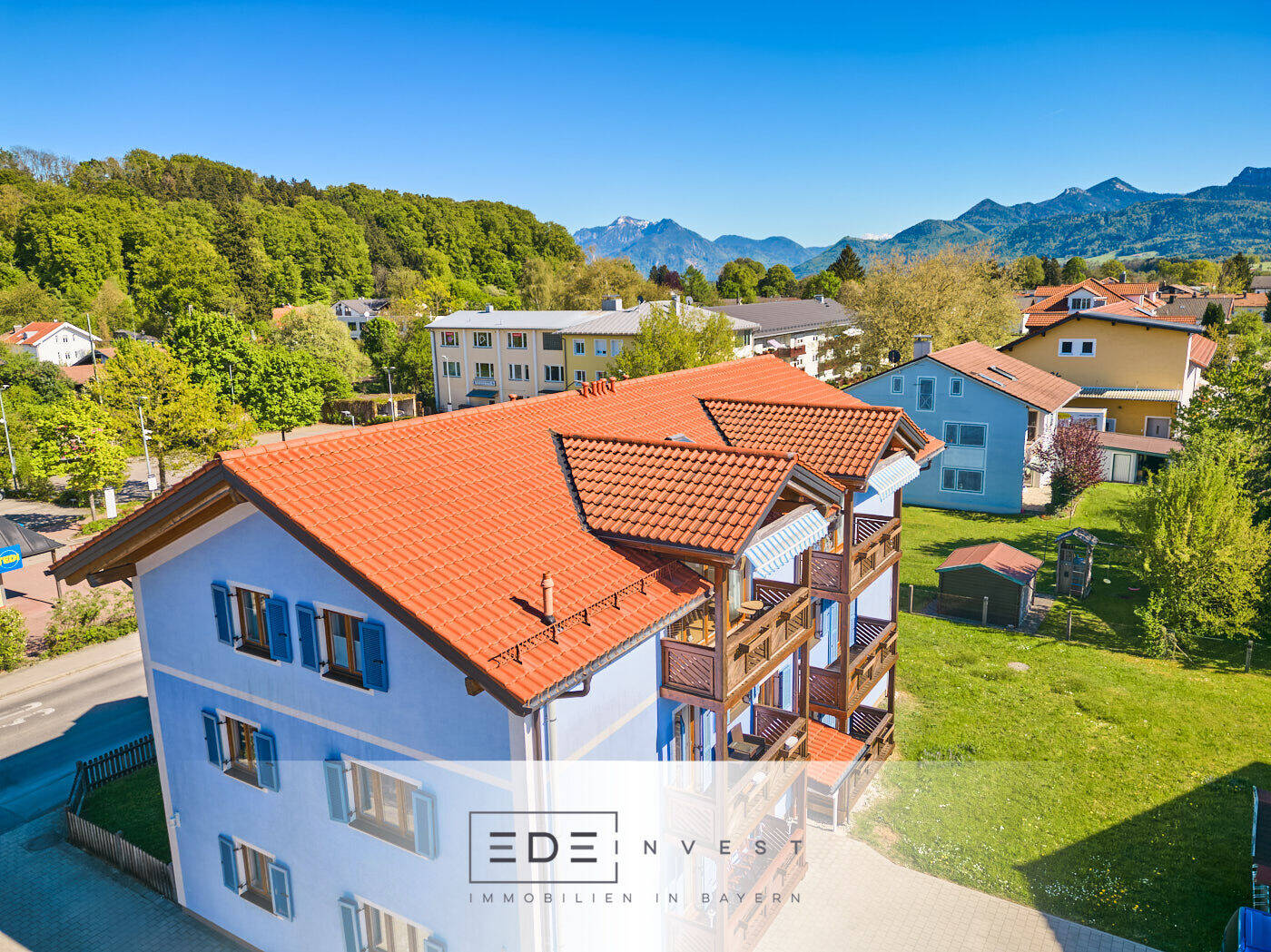 Zentrale Dachgeschosswohnung – 2 Zimmer, 83209 Prien a. Chiemsee (Prien)