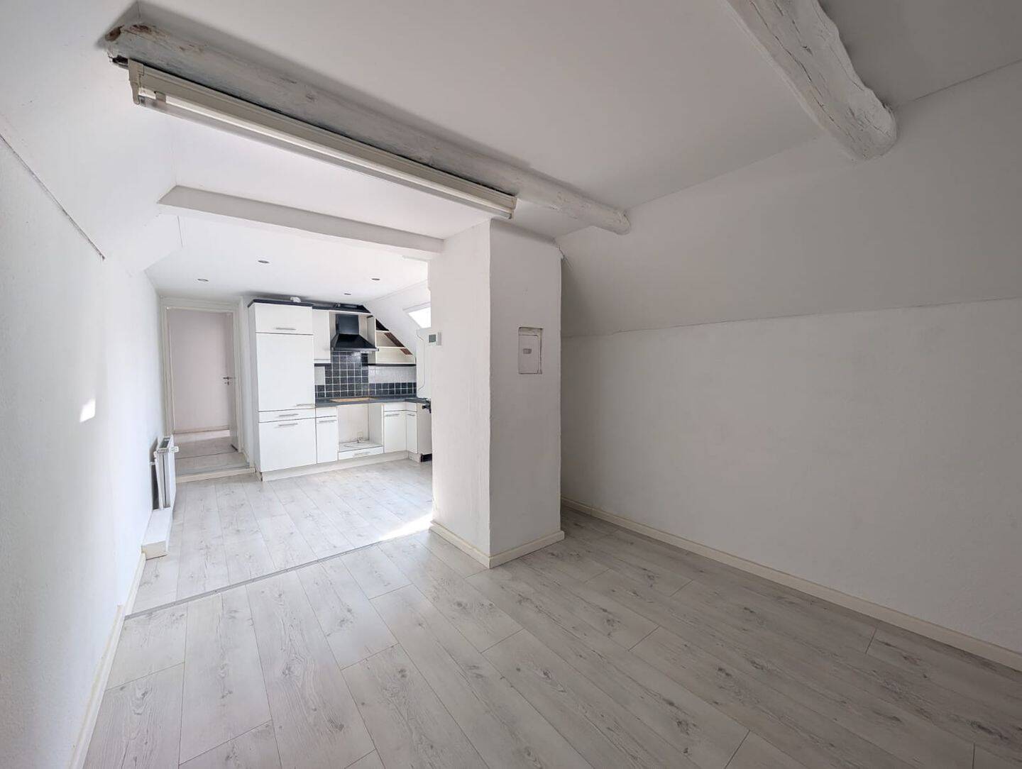 Großzügige 4-ZKB Wohnung mit Einbauküche, 26135 Oldenburg (Oldb) (Kreyenbrück Krusenbusch Neuenwege Osternburg Tweelbäke)