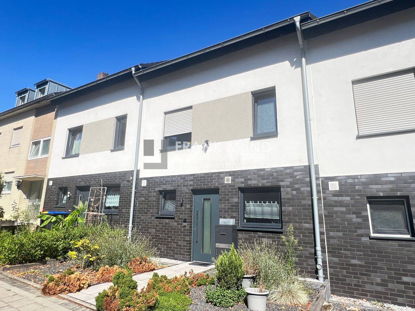 Modernes Reihenmittelhaus in 41199 Mönchengladbach-Odenkirchen, 41199 Mönchengladbach