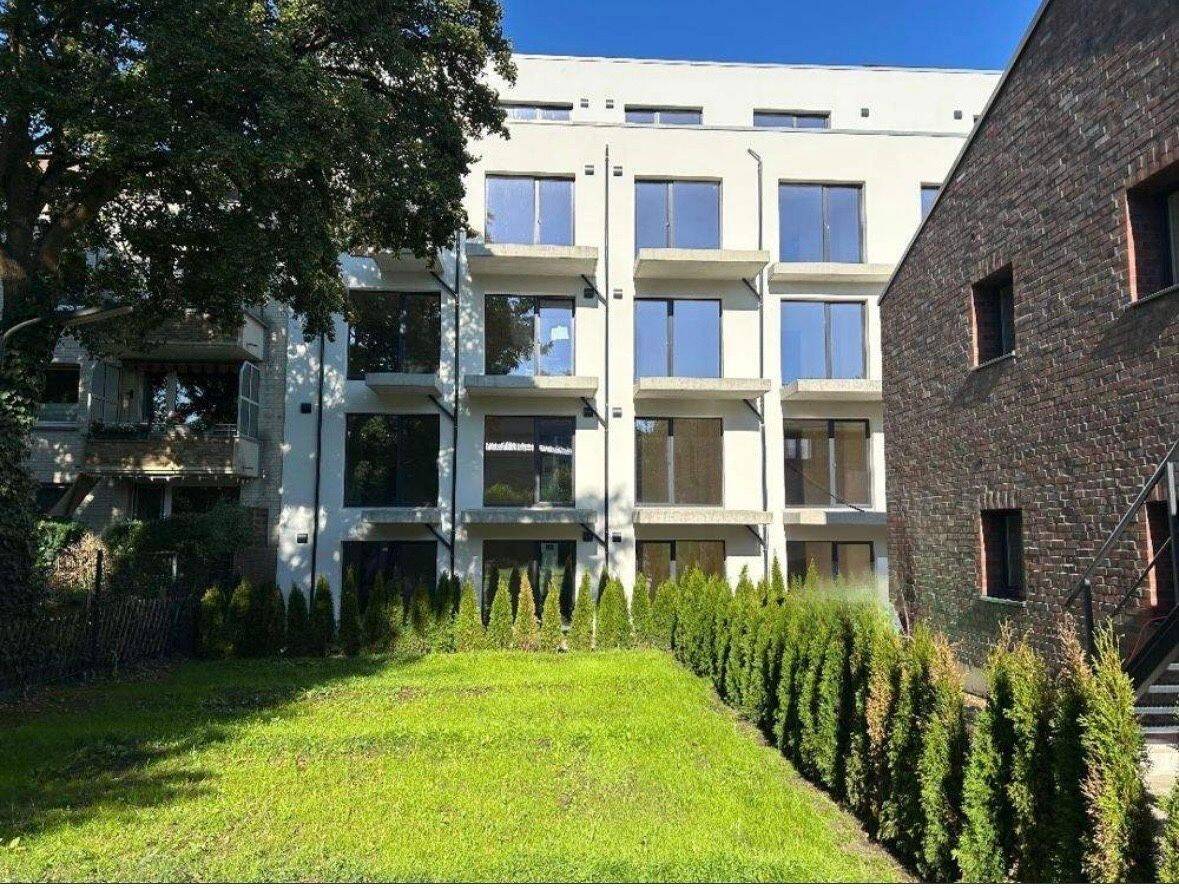 Kleine, lichtdurchflutet Penthouse Wohnung in Fuhlsbüttel, 22335 Hamburg (Hamburg-Nord Alsterdorf Fuhlsbüttel Groß Borstel Ohlsdorf)