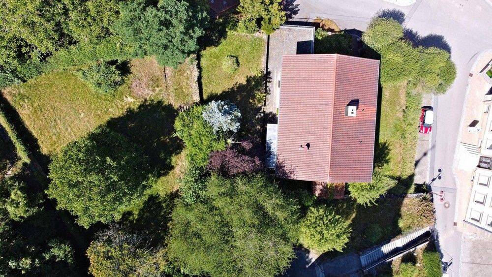 Herrliche Lage: Saniertes Ein- bis Zweifamilienhaus mit Garage & sehr großem Erbpachtgrundstück!, 74906 Bad Rappenau
