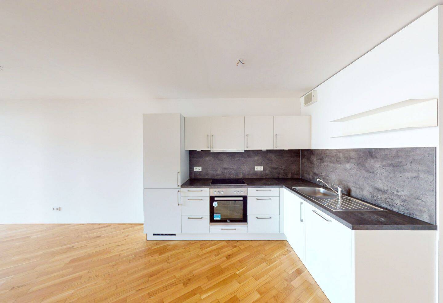 Moderne 2-Zimmer-Wohnung mit Loggia, 55131 Mainz (Altstadt Neustadt Oberstadt Weisenau)