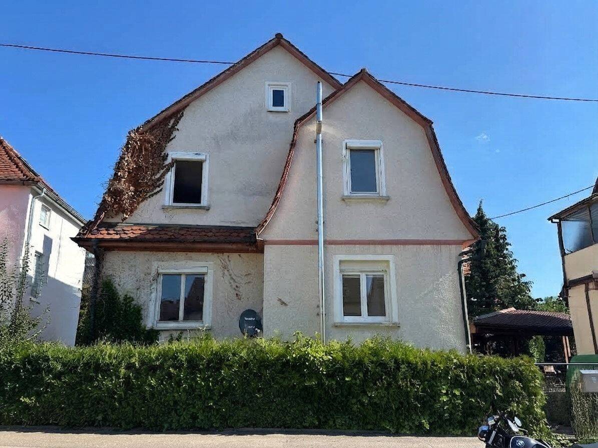 Einfamilienhaus mit viel Potenzial – renovierungsbedürftiges Zuhause mit individuellen Gestaltungsmöglichkeiten, 73054 Eislingen/Fils