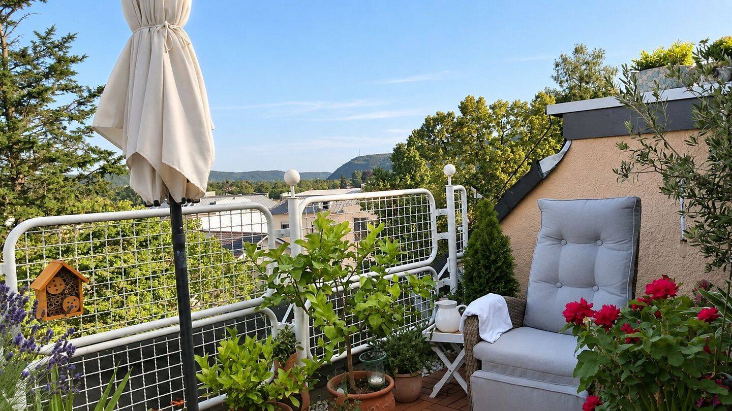 Helle Maisonettewohnung mit Balkon & Dachterrasse in Top-Lage von Remagen, 53424 Remagen