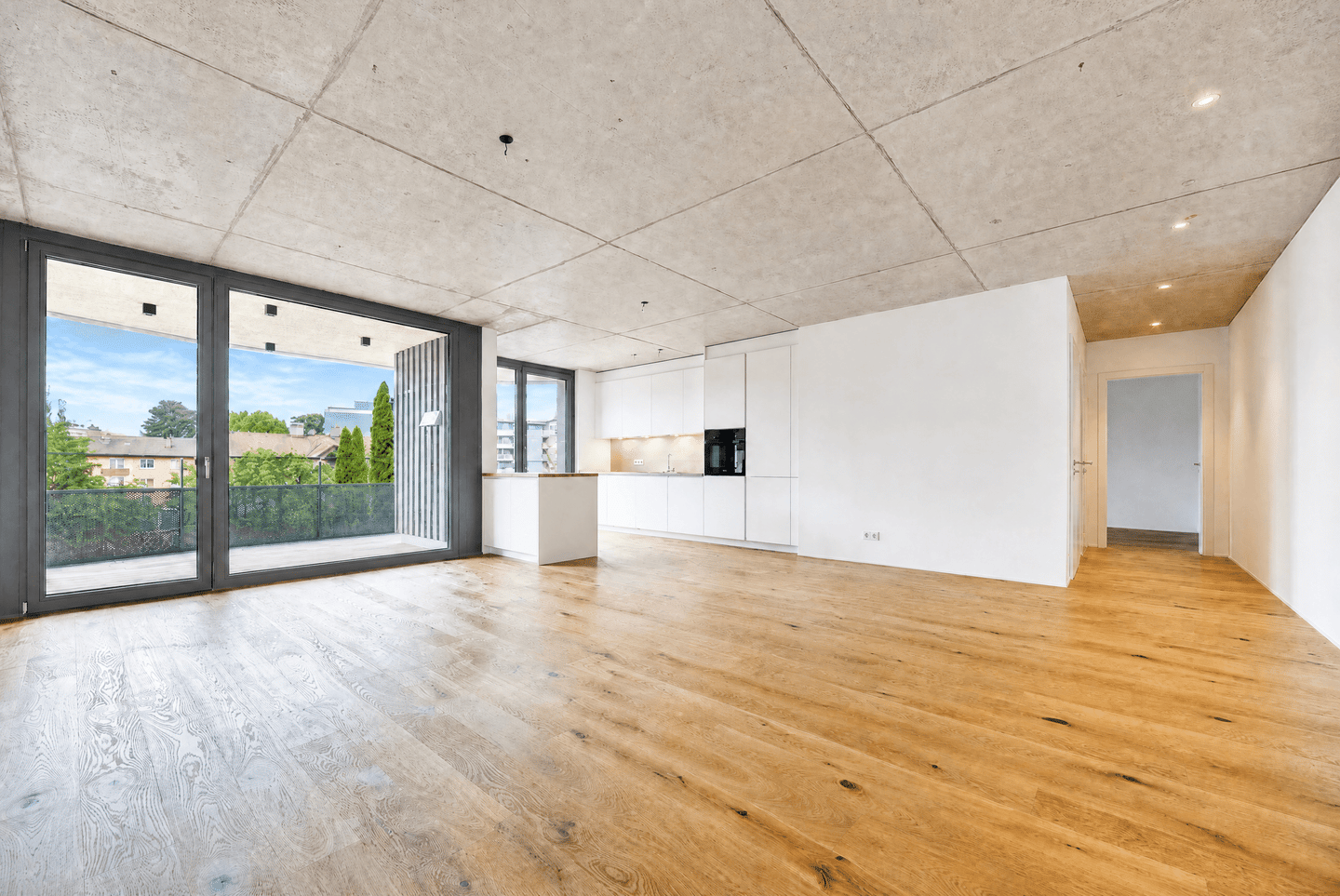 Lichtdurchflutete 2-Zimmer-Wohnung mit XXL-Wohnraum und Einbauküche – Erstbezug, 83024 Rosenheim (Fürstätt Ost Süd West Westerndorf Sankt Peter)