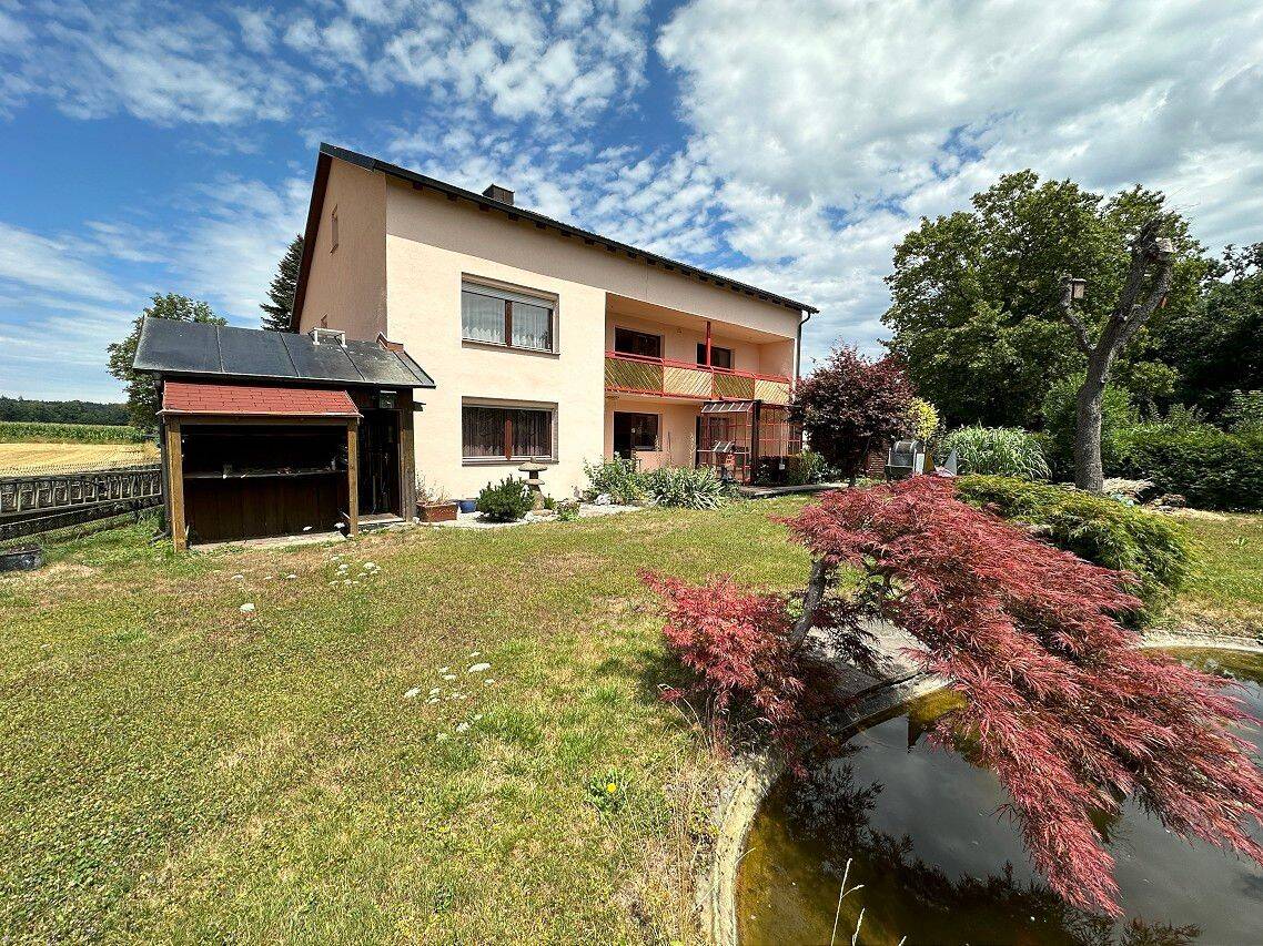 Zweifamilienhaus mit großem Garten und Ausbaupotenzial, 84533 Haiming