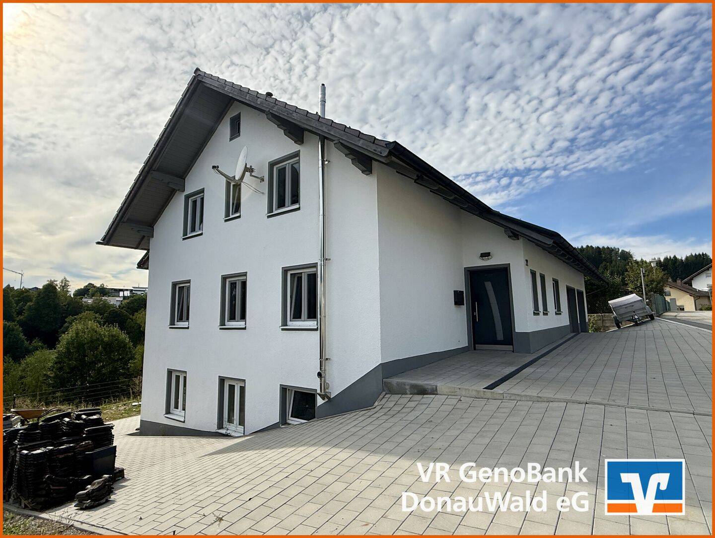 Schönes Einfamilienhaus in Regen mit großzügigem Garten und Gartenhaus, 94209 Regen