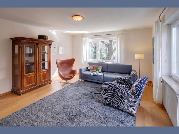 Möbliert: Individuelle, hochwertige 4-Zimmer Wohnung – 81375 München – Bild 1 von 1