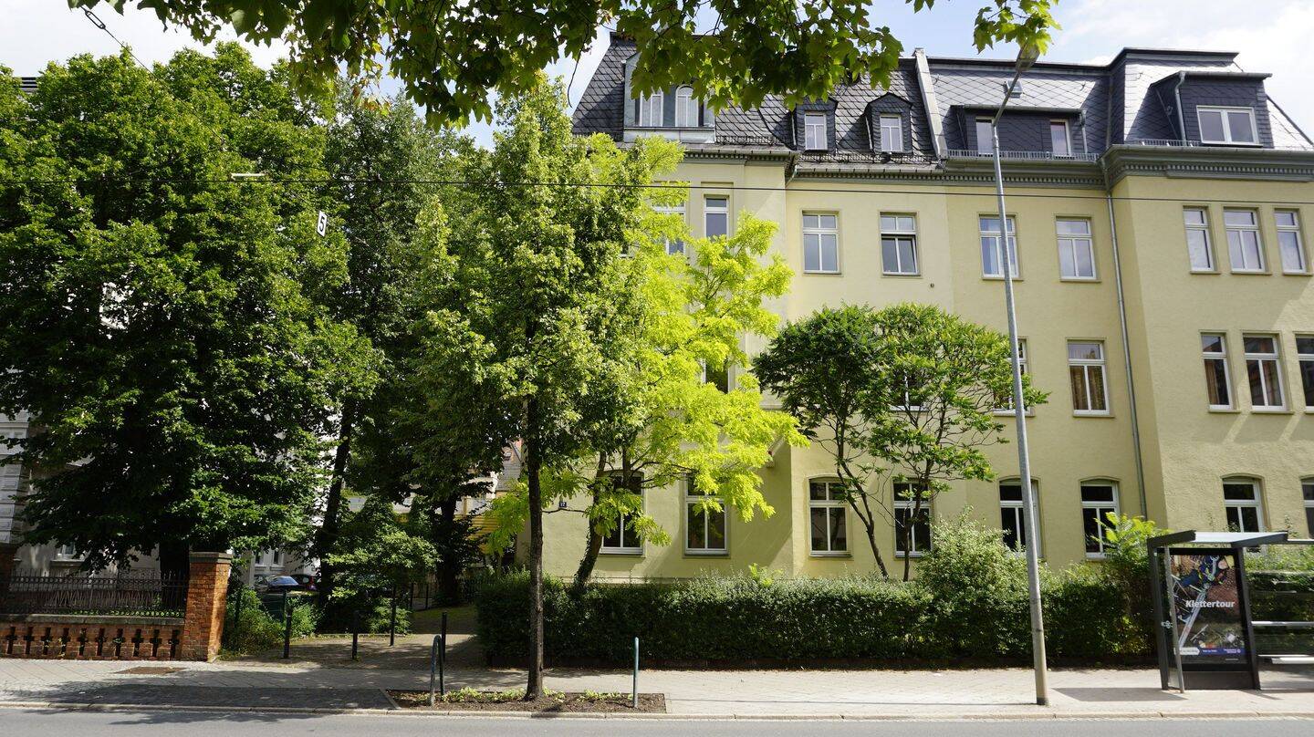 INDIVIDUALISTEN AUFGEPASST !!! „2“ Zimmer-ALTBAU-Wohnung mit Einbauküche und Dielen, 99096 Erfurt (Altstadt Brühlervorstadt Daberstedt Löbervorstadt Melchendorf)