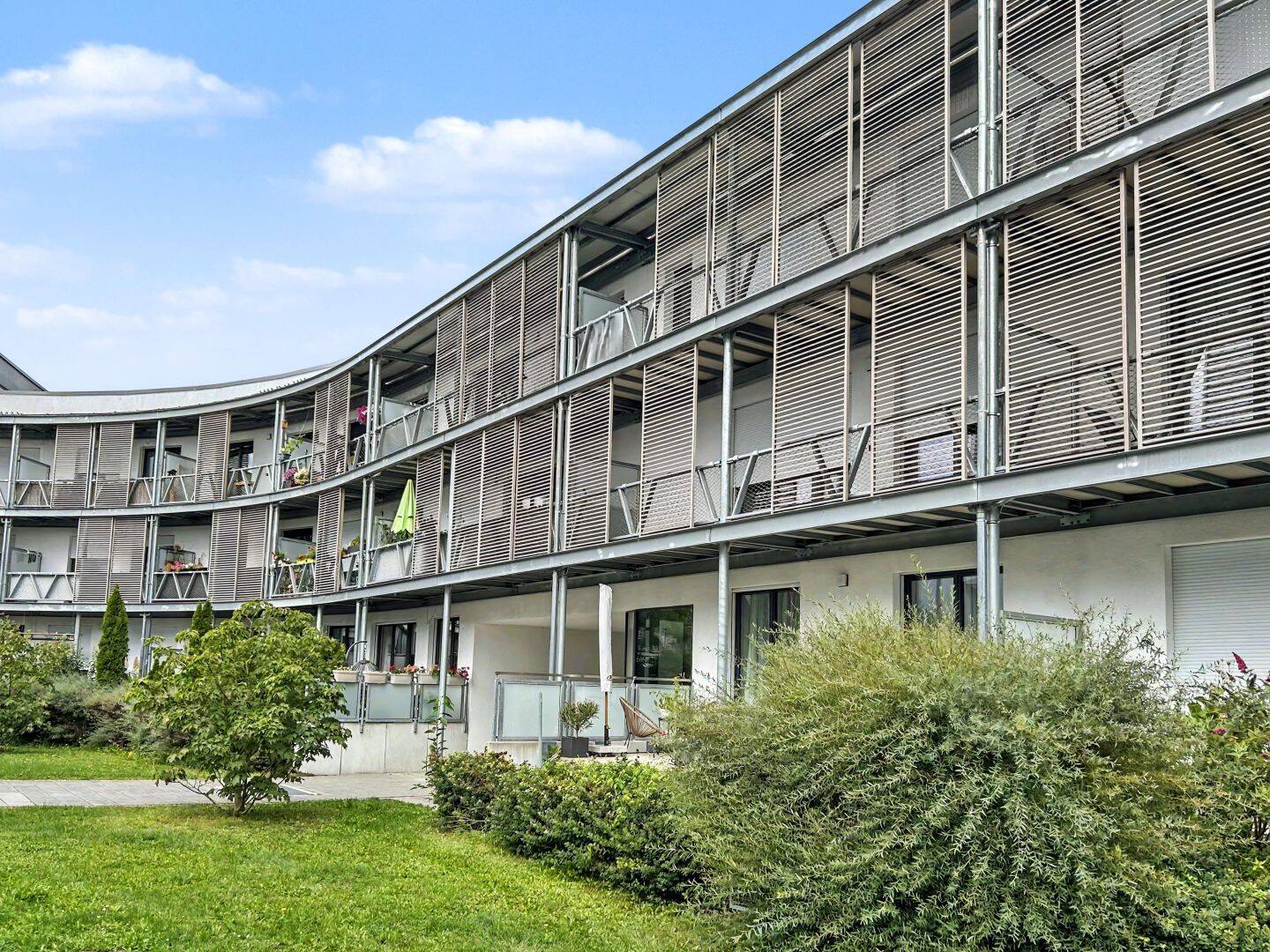 Helle und gut geschnittene 2-Zi.-ETW mit überdachtem Südbalkon in ruhiger Lage von Fürstenfeldbruck, 82256 Fürstenfeldbruck