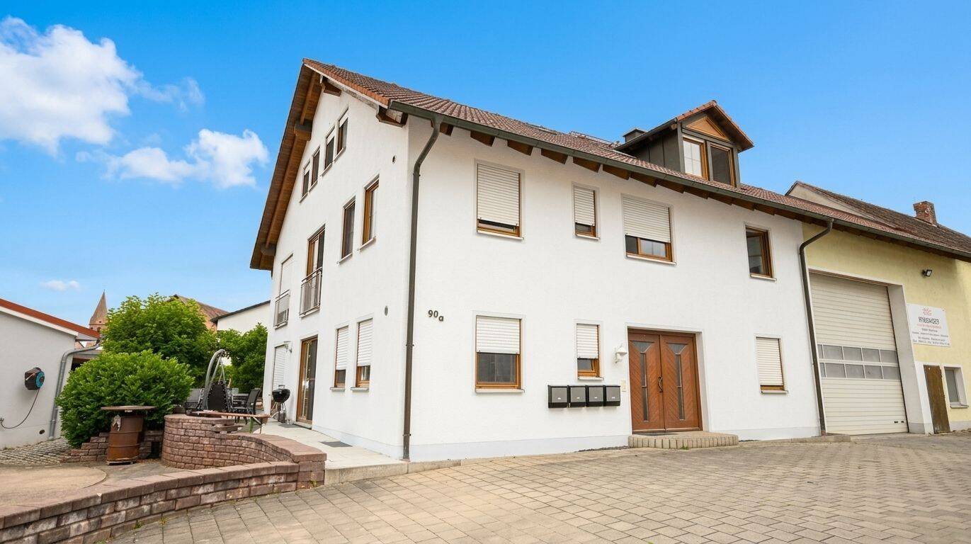 3-Zimmer-Dachgeschoss-Wohnung in Ebenried, zwischen Freystadt und Allersberg, 90584 Allersberg