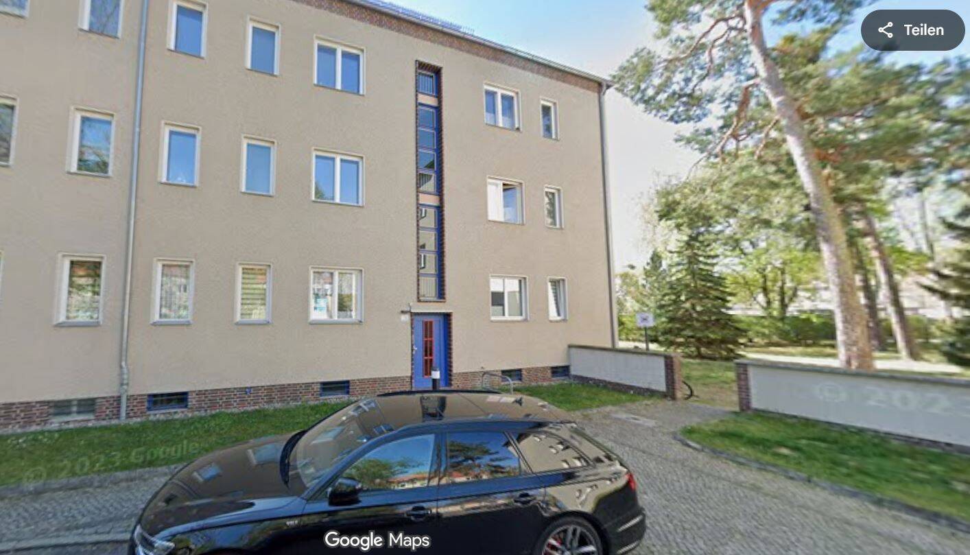 Sehr gepflegte und helle 2-Zimmer-DG-Wohnung in Berlin-Köpenick mit moderner EBK zu vermieten, 12555 Berlin (Treptow-Köpenick Köpenick)