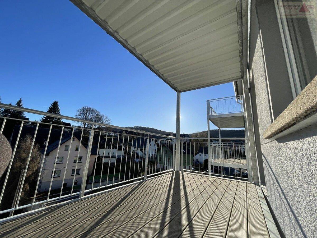 Moderner Wohnraum mit Balkon im Herzen von Lauter, 8315 Lauter-Bernsbach