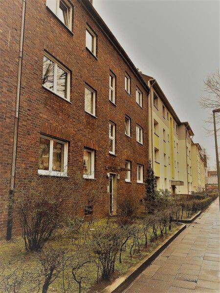 Hier fühlen Sie sich wohl: 3-Zimmer-Wohnung mit Balkon in beliebter Lage, 47057 Duisburg (Dellviertel Hochfeld Neudorf-Nord Neudorf-Süd)