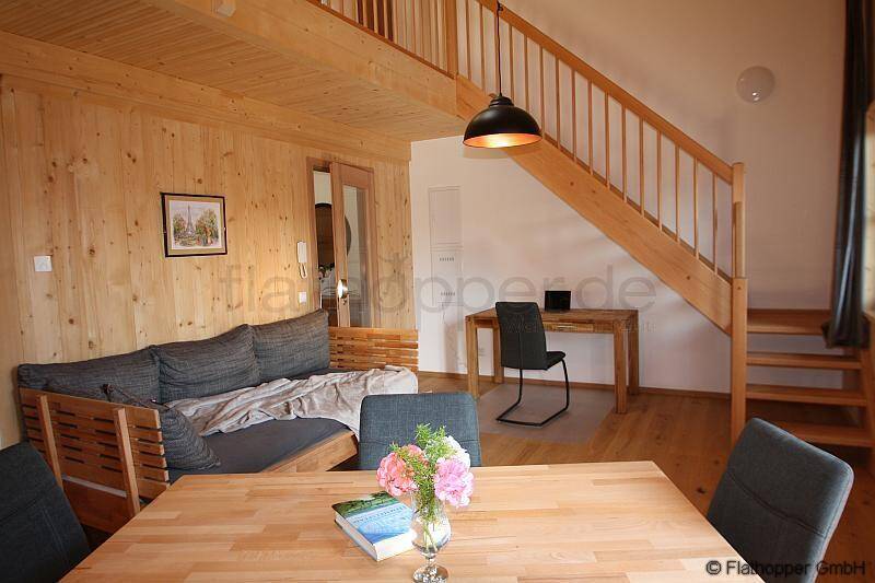 1,5 Zimmer-Galerie-Wohnung im Holzhaus mit Balkon –  bei Otterfing, 83623 Dietramszell