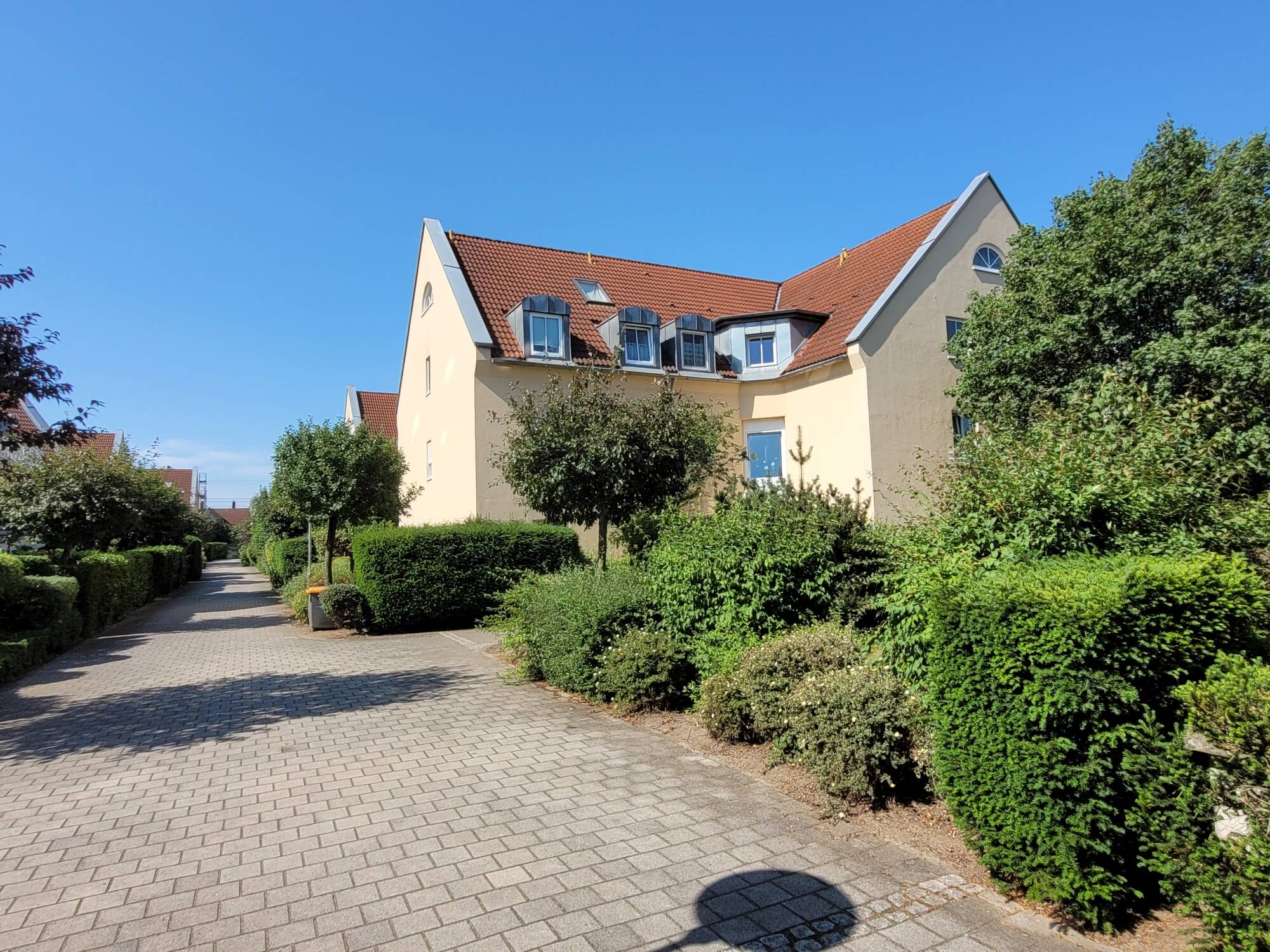 Individuelle 4-Zi-Galeriewohnung mit Balkon in ruhiger und grüner Lage von Coswig., 1640 Coswig