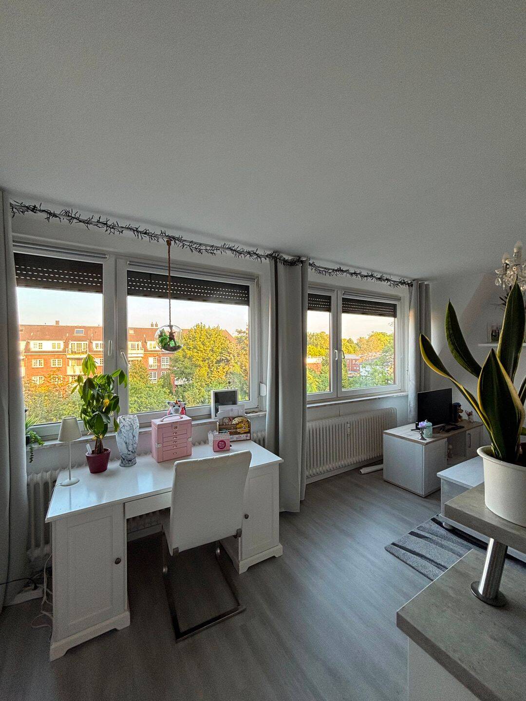 Hübsch u. modern: 1 Zi. Wohnung ab 01.11. frei, 28277 Bremen (Kattenesch Kattenturm)