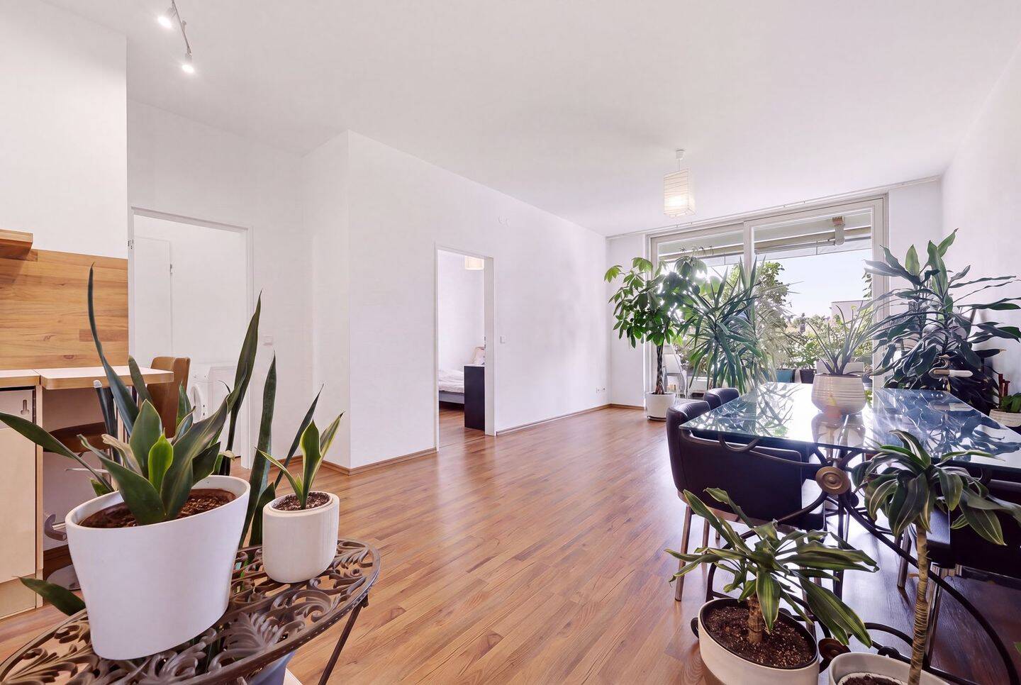 Dachterrassentraum – 2 Zimmer-Wohnung mit 30 qm Terrasse / auch gewerbl. nutzbar, 85598 Vaterstetten