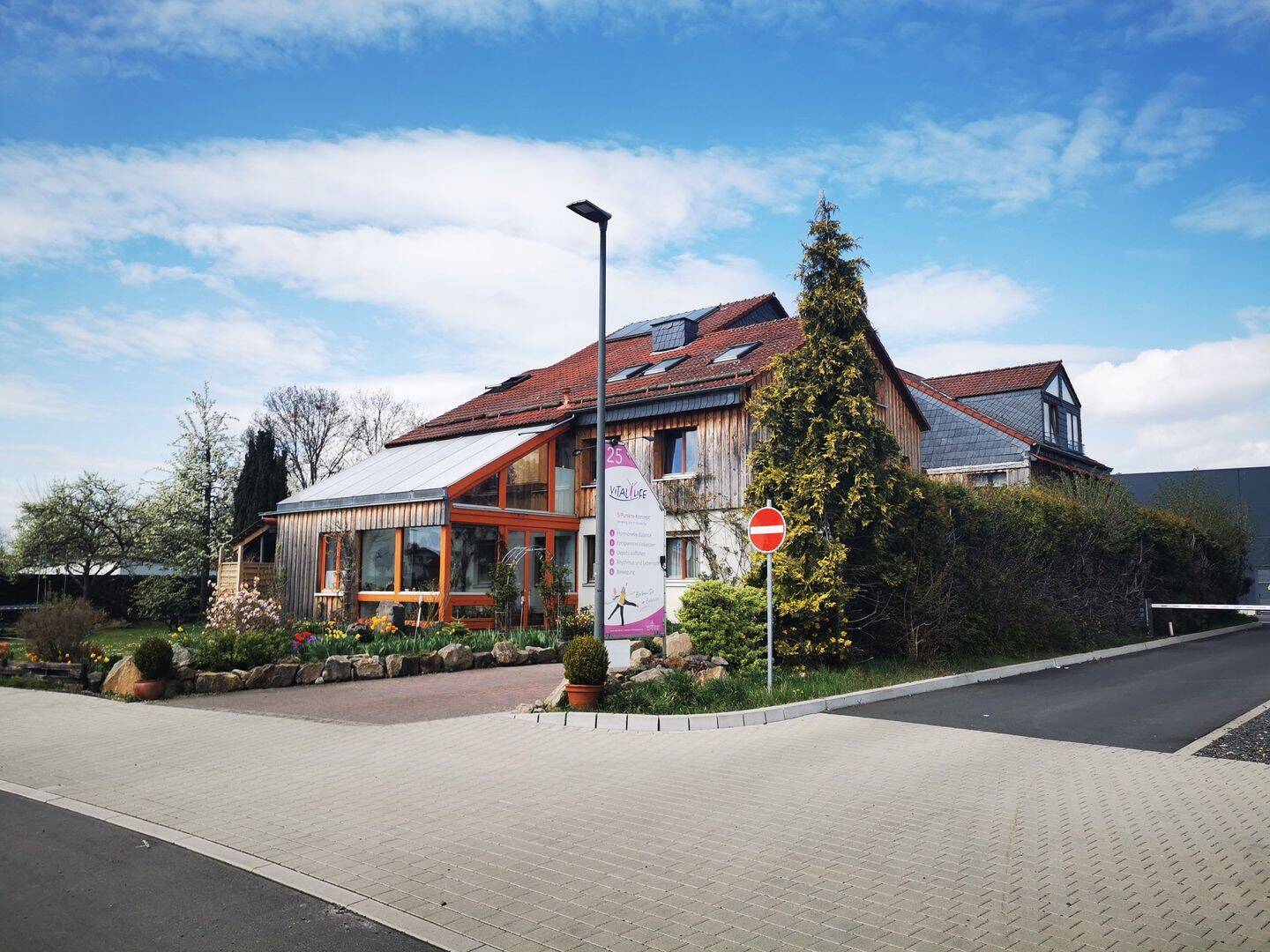 Möbliertes WG-Zimmer in Fulda – 600 € ALL IN | Internet + Garten, 36043 Fulda
